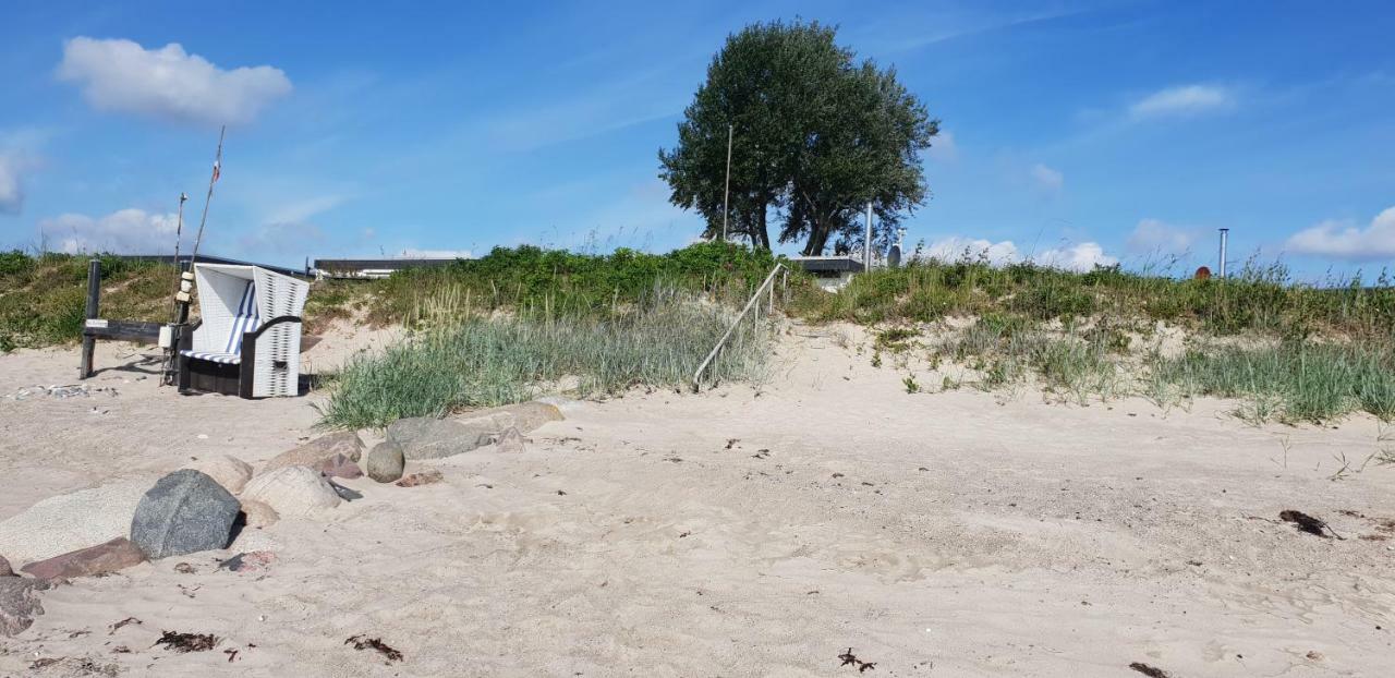 Villa OstseeStrandHuus, einzigartige Seelage Großenbrode Exterior foto